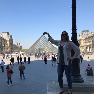 Meet your Posher, Amanda